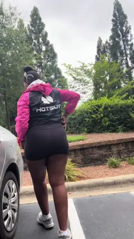 Yall know I gets dowwwwwnnnnnn in my HotSuit!! #hotsuit #creatorpicks #ttscreatorpicks #ttshopdeals #tiktokshopcreatorfinds #workoutgear #cuteworkoutclothes @HOTSUIT.US 