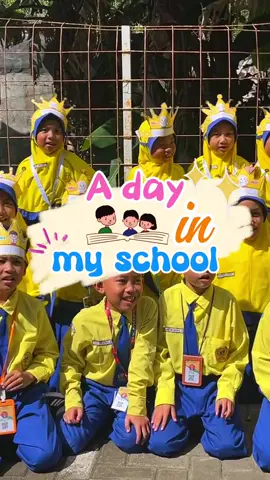 Tahun ini masih bersama dengan cumil” Sholih & Sholihah, Kelas 2 Ibnu Sina🥳🎀💫🤩✨ . #masyaallahtabarakkallah #sdikartikanawaindonesia #mpls #capcut #2025 