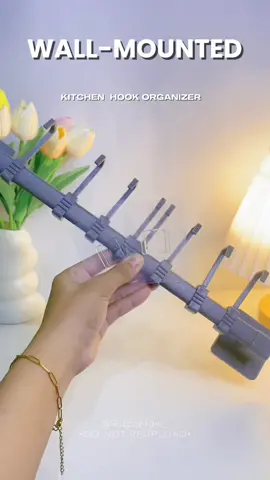 Hindi na pakalat kalat ang mga sandok mo kung may organizer kang ganito. #wallmountedkitchenhooks #hangingutensilholder #householdproducts #kitchenware #organizerideas #kitchenorganizer #kitchenfinds 