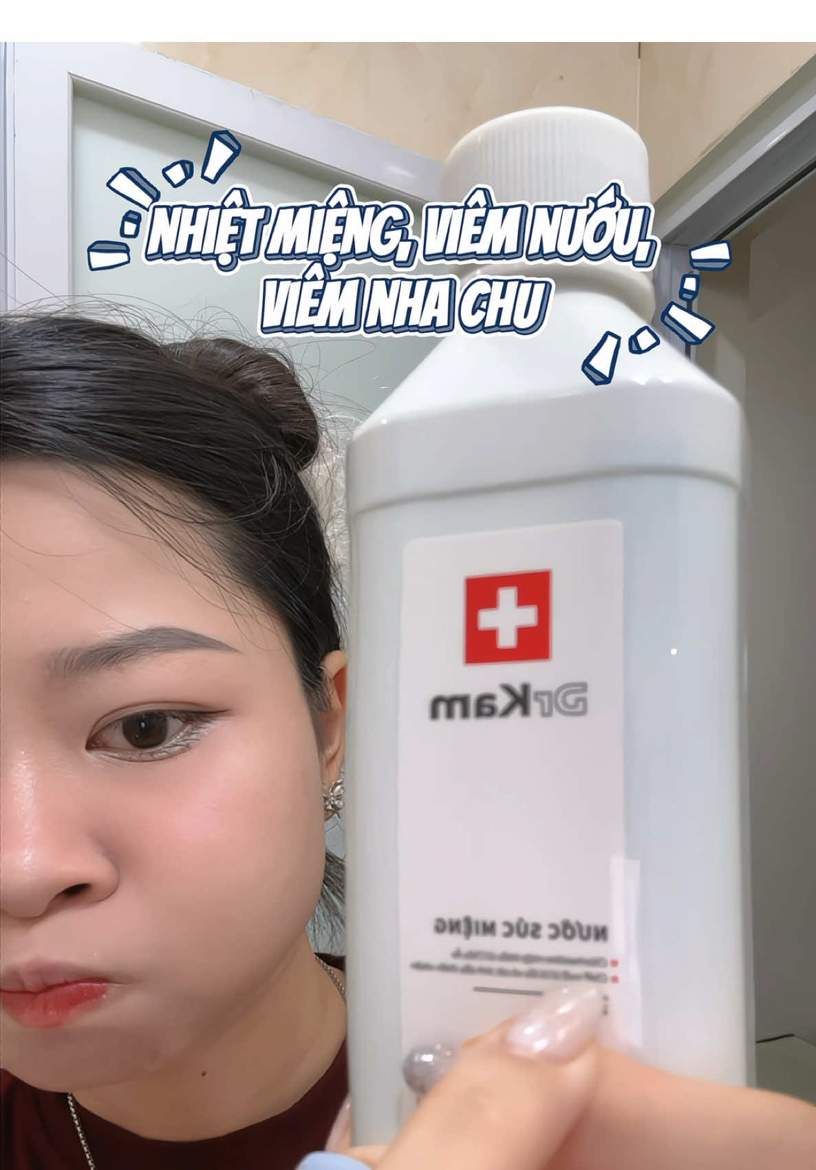 Ai mà hay bịt nhiệt miệng, viêm nướu á thử em nước xúc miệng chuẩn y khoa này đi. Chân ái á #namireview #drkam #nuocxucmiengnhakhoa #drkampostbiotic #kemdanhrangsinhhoc #hoimieng #hoimiengviemloi #viemnuou 