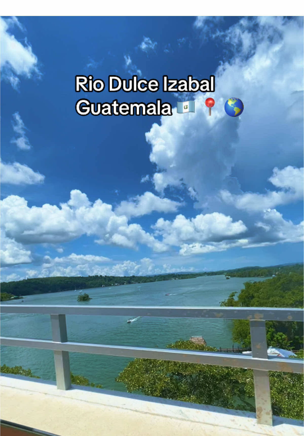 #guatemala #guate #riodulce #guatemala🇬🇹 #guatemala🇬🇹viral #guatemalacheck #guatemala_502 #502 #chapina #chapinesenusa🇬🇹💙🇺🇸 #traveler #travel #trips 