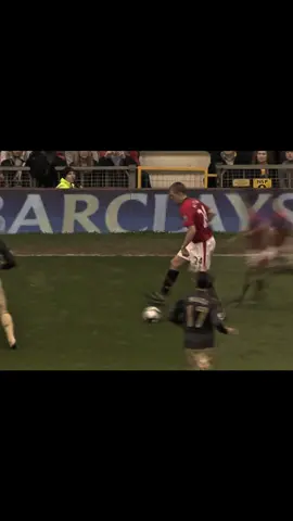 Park Ji-sung the only player who outran his own shadow 👀#parkjisung #manchesterunited #syncole 