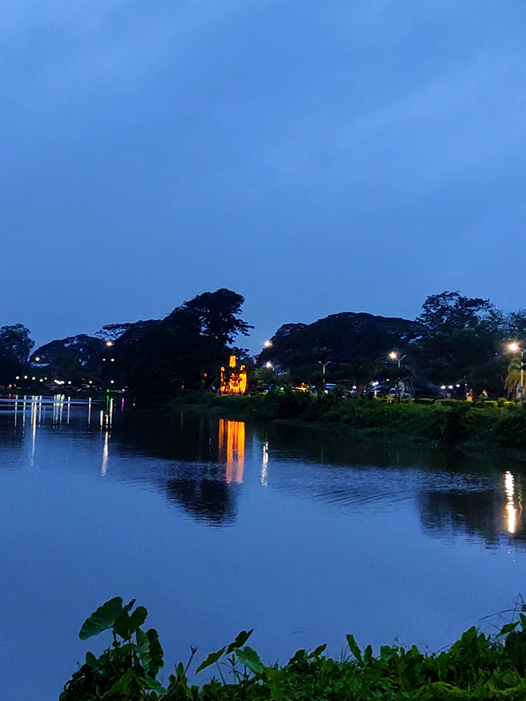 ပဲခူးမြို့ ရန်ကင်းသာပန်းခြံရဲ့ ညနေခင်းအလှ 👀✨#ပဲခူးသား #ပဲခူးမြို့ #photographer #ပဲခူးမြို့အလှ #fyp #tiktok 