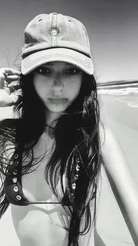 sorry chat, lowk chopped without a full face of makeup