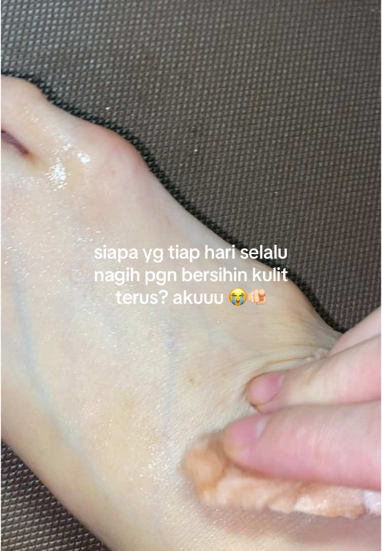 soalnyaa hasilnyaa sebagus itu‼️ yg dulunyaa belang dekil sekarang jadi cerah beninggg 🥹🫶🏻 #bodytoner #tonerbadan #tonerbadanwhitening #pemutihbadan #kulitcerah 
