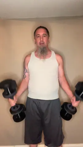 A little Ozzy seems fitting with the Zottman curls today!! These really get my top of forearms burning!! Any one else do these? It’s not my everyday curls but I do like throwing them in from time to time.              #foryou #viral #foryoupage #fyp #fypシ #trending #fypシ゚viral 