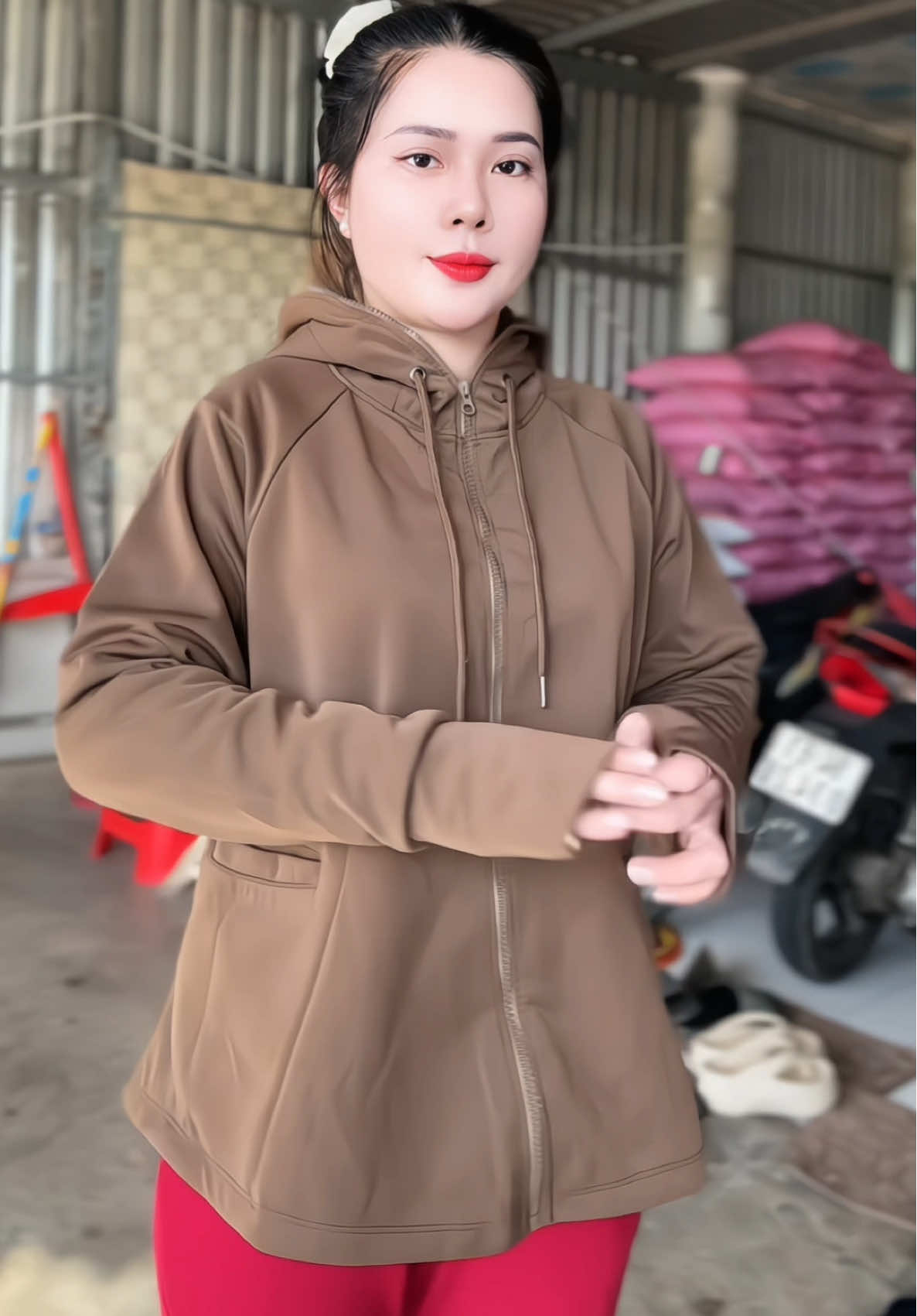 Áo khoác chống nắng mẫu cánh dơi