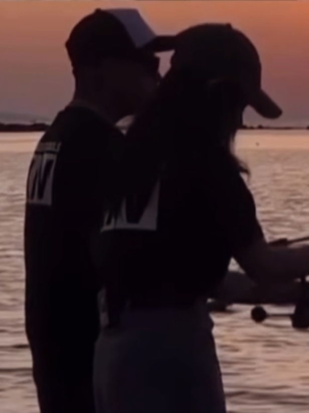 SUMPAH INI INDAH BANGET, GAK BISA MOVE ON GW SAMA VIDEO INI!! LOVE ICE ECA ⭐🕯🫰 #pichekota #vanessazee #couplegoals #favorite #pichessa 