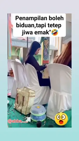 #lawakpecahperut😂😂😂 #lawakspontan🤣🤣 #funnyvideoviralvideo #shortcomedyvideo #lucungakakbanget @BungaflowerCinta #sayangselamanya❤️ #fypシ゚viral🖤tiktok☆♡🦋myvideo 