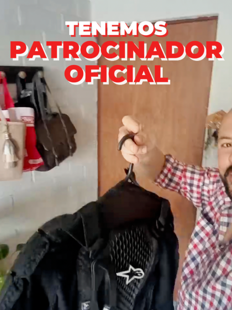 Ya tenemos patrocinador oficial para nuestro viaje en moto a la macarena Un aplauso de pie para La Projijmita que se ha puesto la 10 con este viaje, con el anterior, con todos los que hemos hecho y con todos los que seguiremos haciendo... Mil gracias por el apoyo #AfricaTwin #Honda #Meta #LaMacarena #Parati 