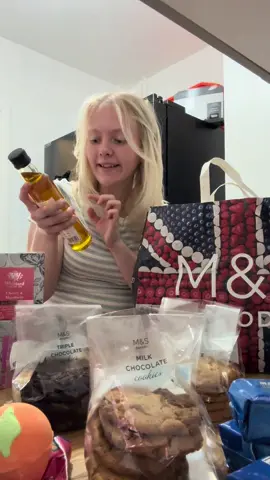 I can’t wait to try all these!! @M&S Food @LUSH @Whittard of Chelsea 1886 @M&S Cribbs Causeway #shoppinghaul #cribbscauseway #cookies #brilliant 
