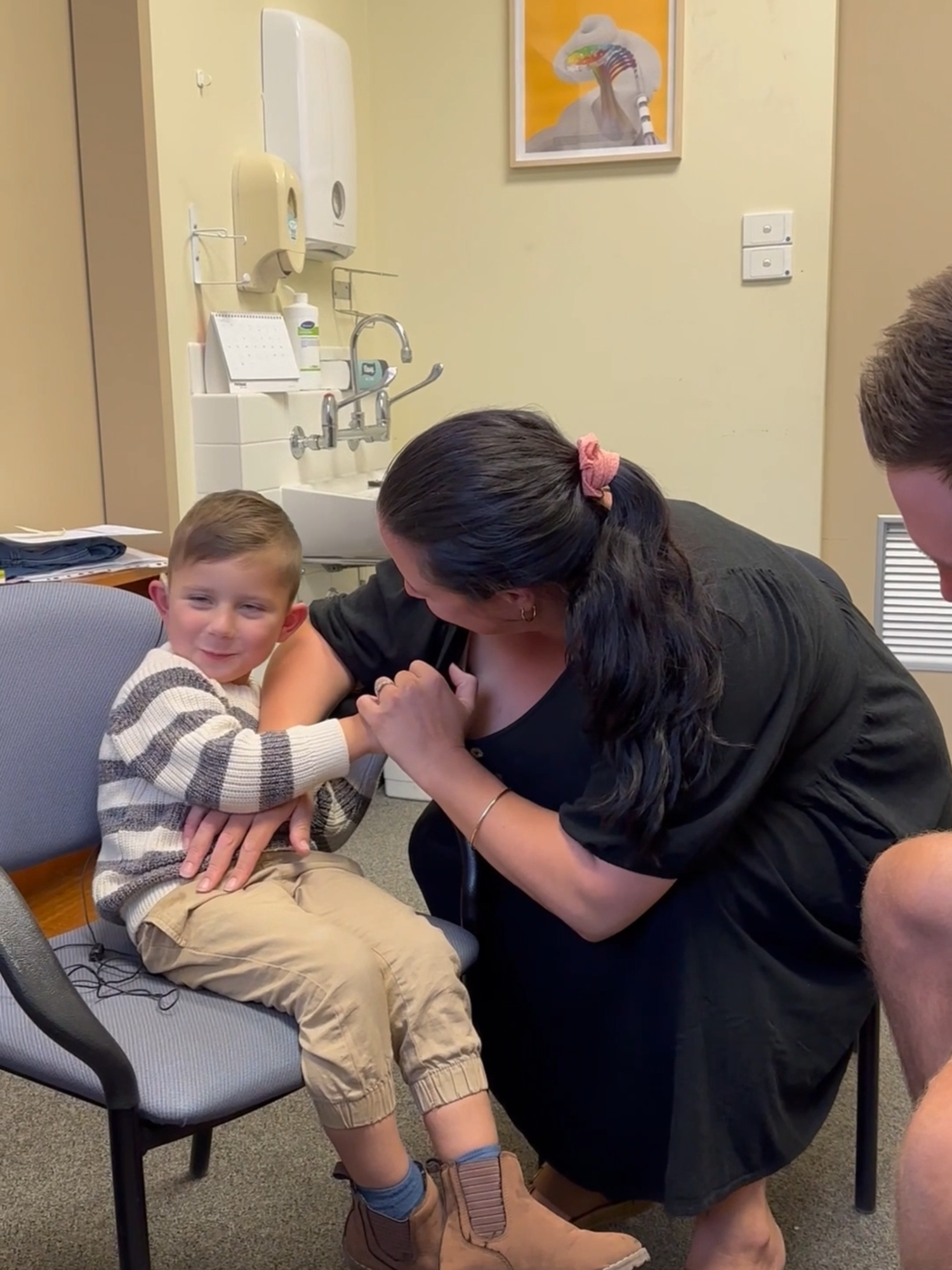 Three-year-old Nate had never heard his parent's voices clearly until he was fitted with cochlear implants. #humankind #kindcore #goodnews #hopecore #hearingloss #hearingforthefirsttime