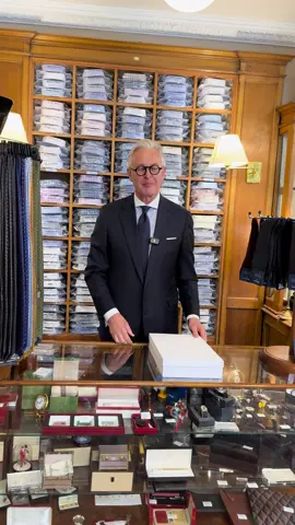 Why Formal shirts often don’t have pockets #fyp #menswearstyle #classicmenswear #rhodeswood 