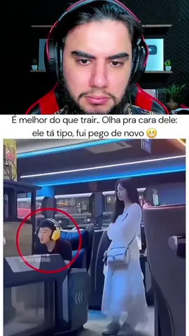 O CARA DORME NO SOFÁ HOJE  . . . . . #foryou #foryoupage #fyp #viral  #react  #explore  #tiktok