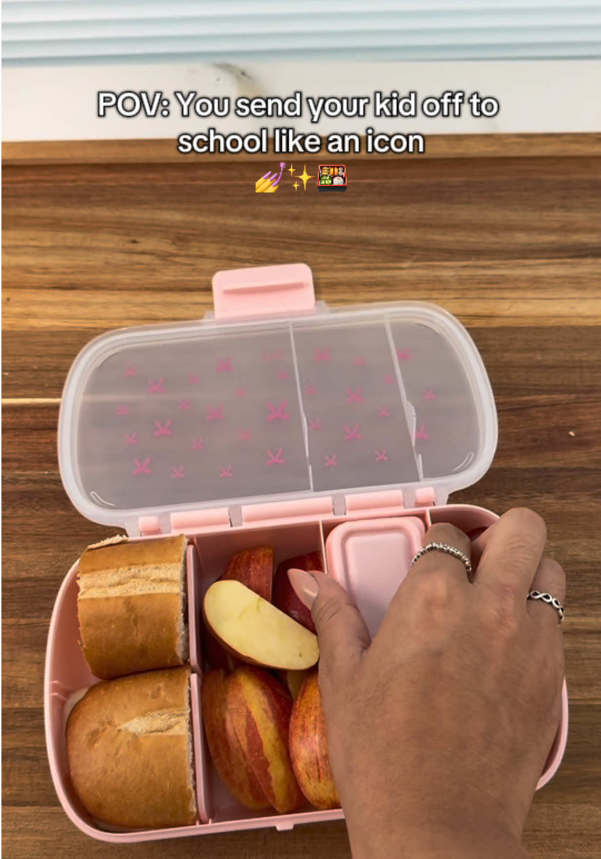 Making an entrance with this iconic bento lunch box✨💕 #parishilton #parisproducts #pinkproducts #pink #pinkkitchen #aesthetic #cookware #kitchen #bentobox #backtoschool #bento #school #lunch 