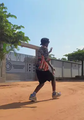 TRACKER DRIVE AMERICAN  #trendingvideo #reels__tiktok #africanfashionandstyles #summervibes #tanzaniantiktok🇹🇿 #africanmusic #adaoafro @spiritboymurphy7 @ITSJOSEVAZ DRIP 💧 @Lintonto mf2 