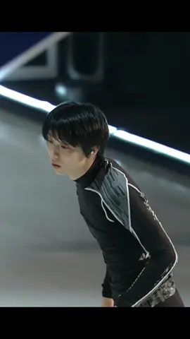 you don’t have to worry about pro (retired) skaters, haha — except him. he killed all my remaining nerves in that practice 😭 #羽生結弦 #YuzuruHanyu  #ЮдзуруХаню #figureskating #фигурноекатание #フィギュアスケート #prologue #GIFT_Tokyodome #nottestellata #RE_PRAY #Echoesoflife #Echoes 