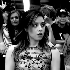 🫣 @<3 #fyp #viral #aubreyplaza #wlw #lesbian 