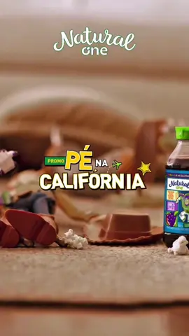 De geração em geração, tem um filme que conecta todo mundo: Toy Story. Uma foto de sapato escrito 