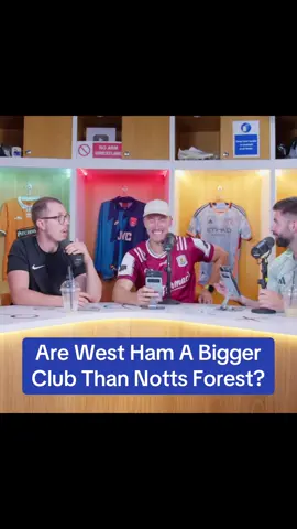 Who are a BIGGER Club West Ham or Nottingham Forest? #tomgarratt #pitchside 