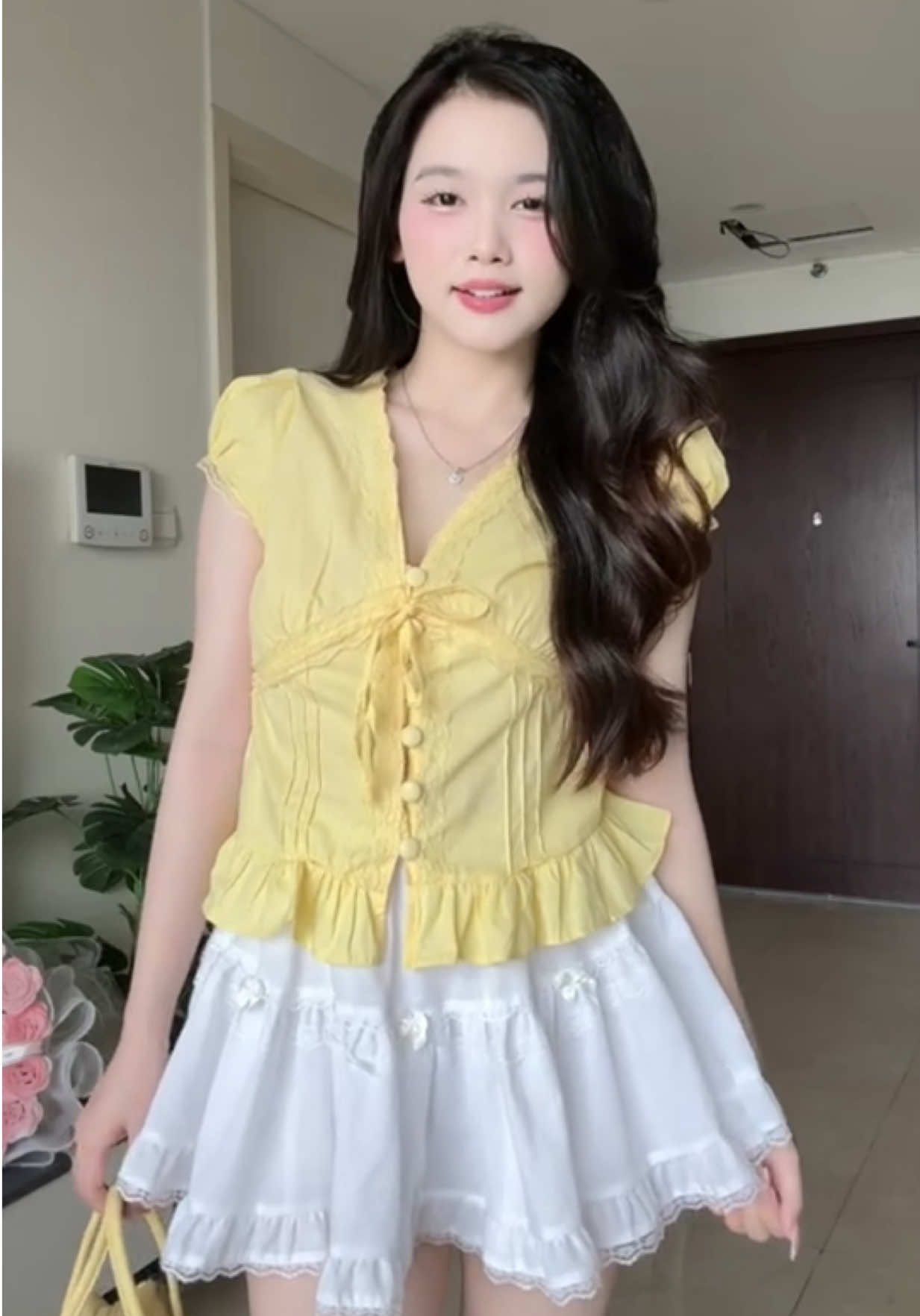 Áo sơ mi đũi cổ tim phối ren có nơ #fyp #xh #outfit #xuhuongtiktok #thoitrangnu 