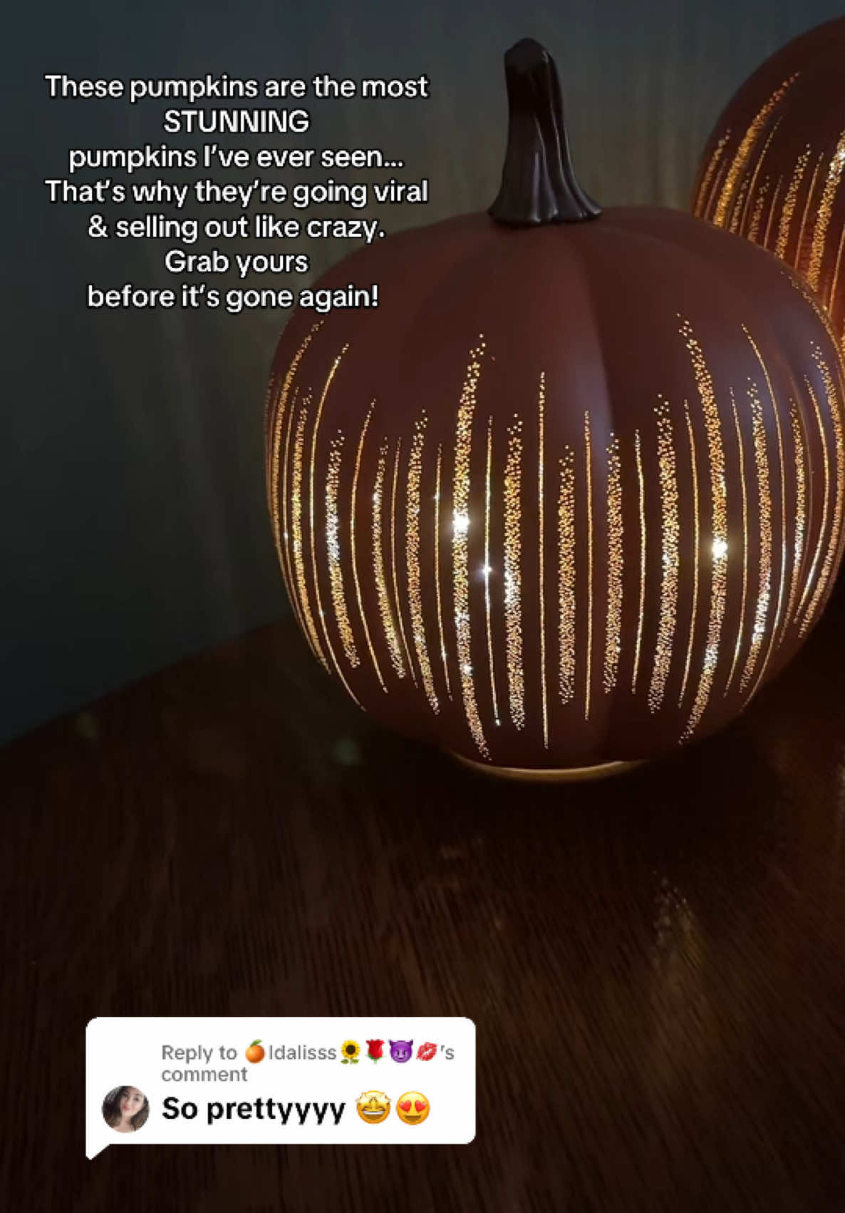 Replying to @🍊Idalisss🌻🌹😈💋  these have very low stock- so don’t miss your chance to grab the glowing pumpkins! #fall #fallaesthetic #halloweendecor #pumpkins 
