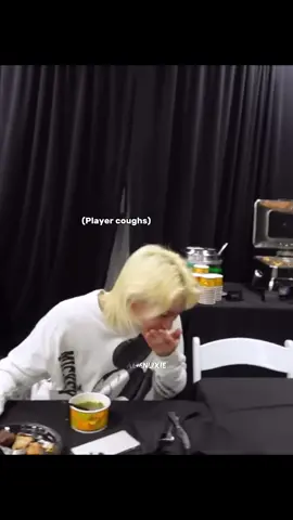 Posting again, I missed you guys #felix #hyunjin #changbin #스트레이키즈 #skz #youmakestraykidsstay #alienlixie 