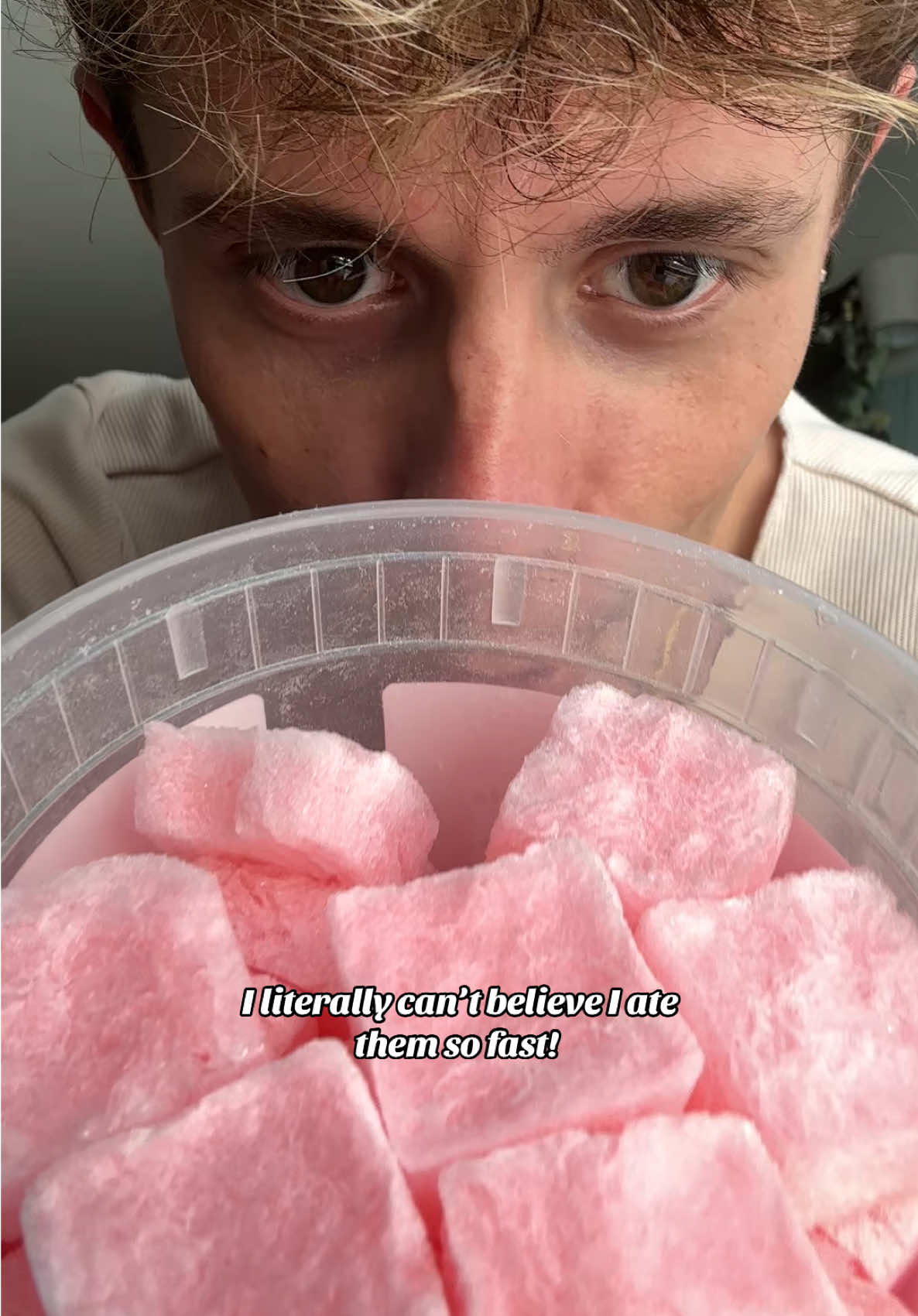 GO ON AND GET YOU SOME @G-Box Freeze Dried Candy !! ITS WAS SUCH A HIT!! 🤭👅 