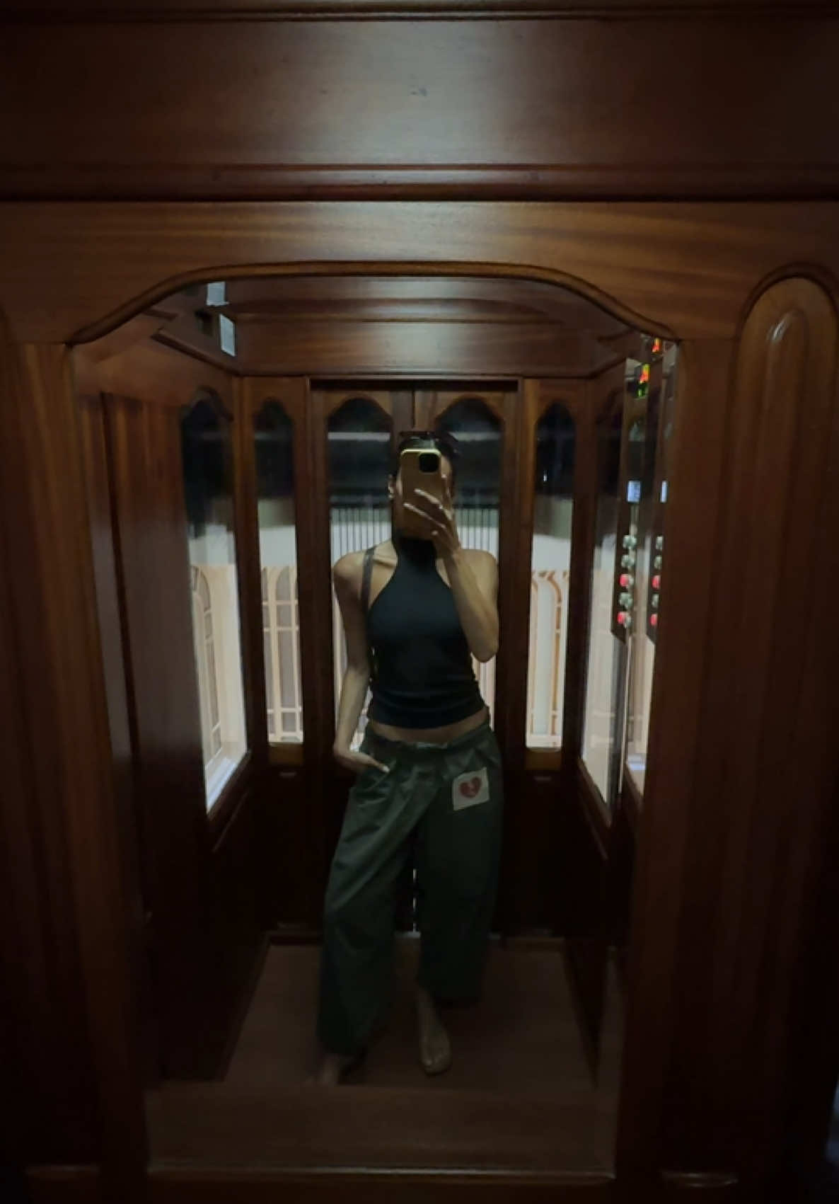 Elevator outfits continue 