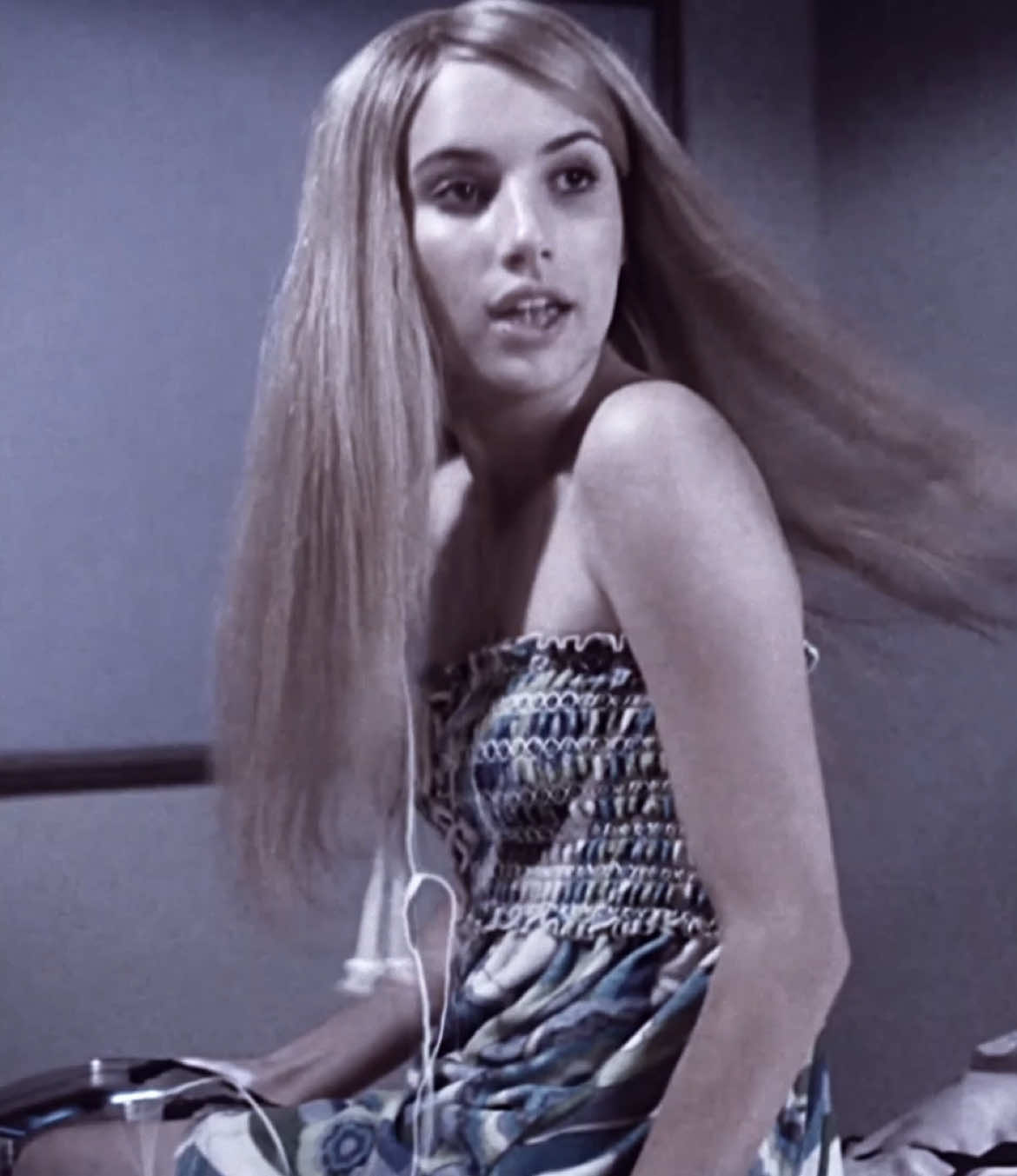 where is her sanitizer!? || #poppymoore #poppymooreedit #wildchild #emmaroberts #emmarobertsedit poppy moore wild child edit