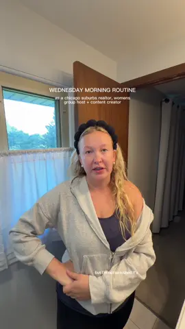 chat + chill morning ☀️☕️ #diml #minivlog #morningvlog #skincare #grwm #fyp #chicagosuburbs #girlsgoneburbs #trending #morningworkout #morningroutine #morning #routine @CeraVe @Youth To The People @Peloton @Brooklinen @Vitamix @Fabletics 