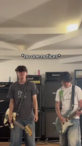 only bro on guitar could tell the difference at band practice😭 #altmusic #newmusic #2000srock 