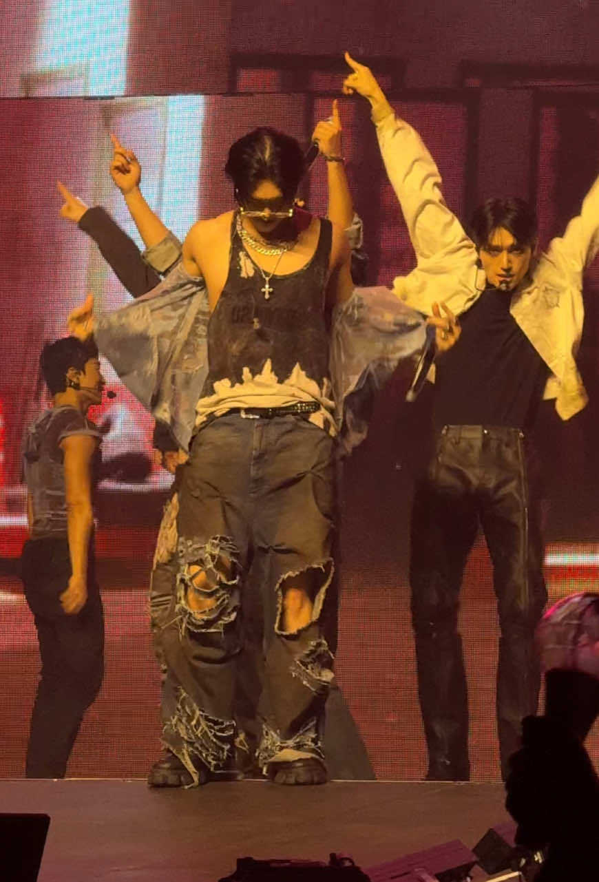 Mingi drives me insane 🫠 #ateez #mingi #biaswrecker #kpop #orlando #inyourfantasy 