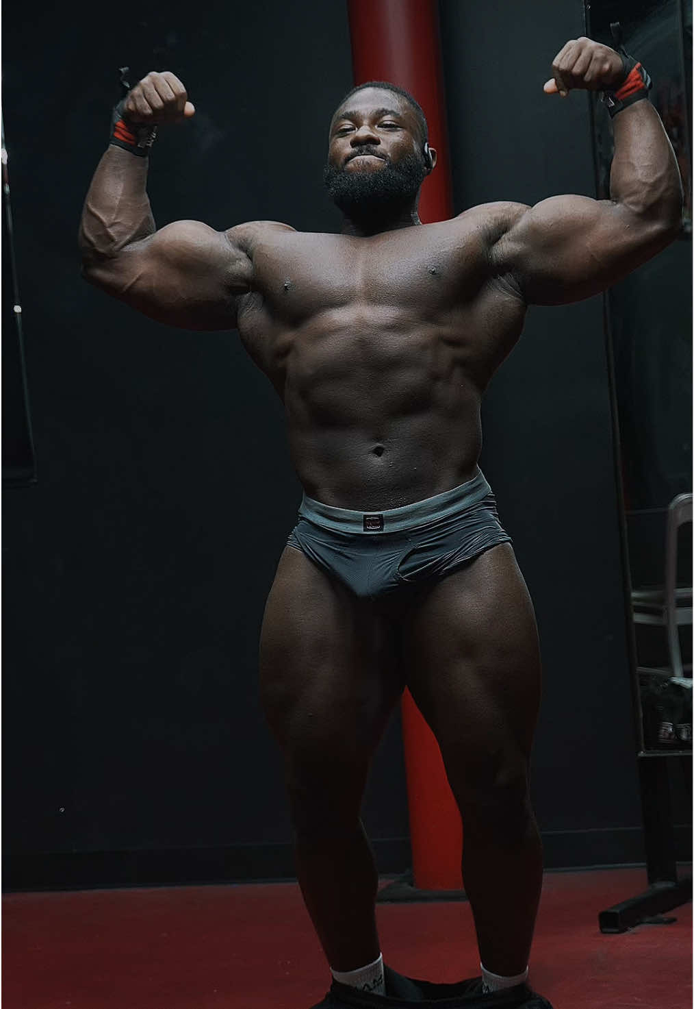 Body under construction 🦺  #fullblown #bodybuilding #physique #natty #GymTok #fyp #body #Fitness #fypシ @FULL BLOWN 