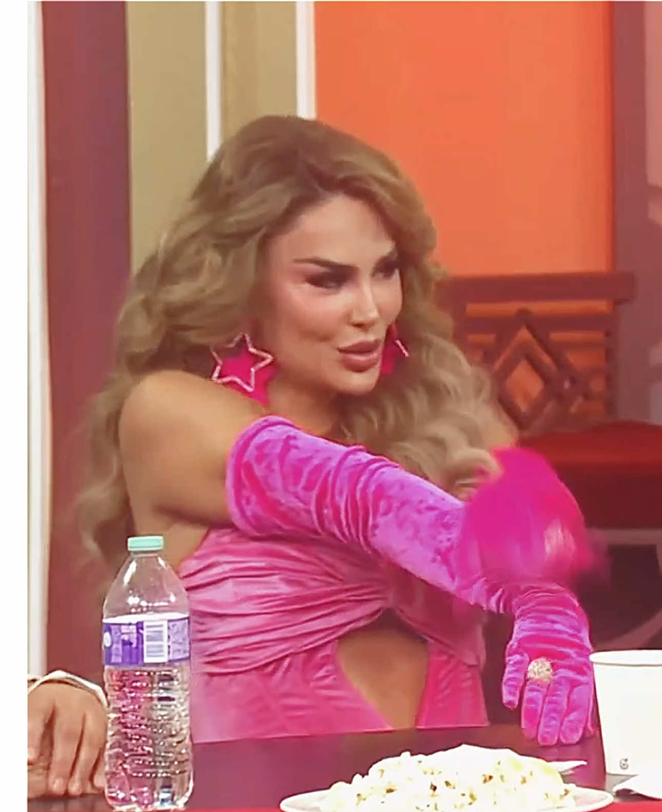 te entiendo José Manuel Figueroa, hasta yo estoy obsesionado con Ninel Conde 💋 // #edit #ninelconde #lacasadelosfamososmx #aftereffects #diva #paratii #icon 