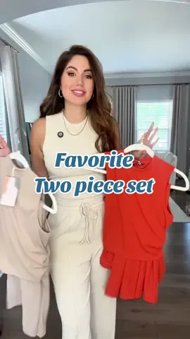 These are always my go-to when I don’t know what to wear. Great for any occasion! #womensootd #twopieceset #elevatedcasual #ootdinspo #falloutfitinspo #elevatedbasics 