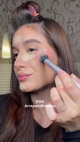 Desculpa Dior!  Esse combo blush glow de princesa … 🤌🏼💕 @Diorbeauty @Ruby Rose Maquiagem  #maquiagem #girls #tiktokmaquiagem #tiktokbeleza #maquiagemtiktok #blushhack #rubyrose 