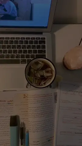 قوم كمل انت بطل الحكاية ومفيش بطل بيوقف غير لما يوصل #study #تحفيز #fyp #مذاكرة 