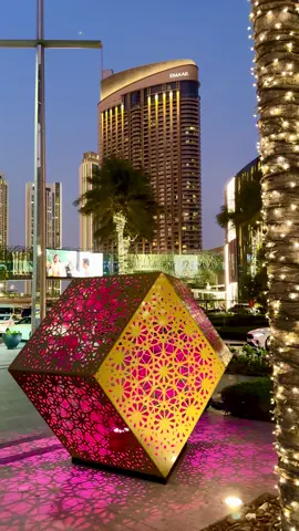 What a beauty😍😱💗#fyp #burjkhalifa #dubaimall #foryou #treniding 