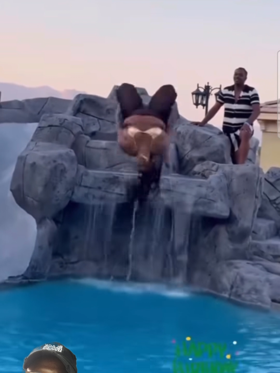 I ain't think Zizi was gonna do that 🤸🏿‍♀️🏊🏿🏥🚑👀😳 #pool #poolparty #backflip #donttrythisathome #donebyprofessional #supervisedbyprofessionals #noonewasharmedinthemakingofthisvideo 