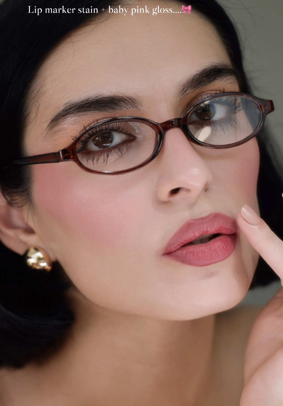 Lip marker stain+ Baby pink glass = stunning 🍒 #l#lipcombo
