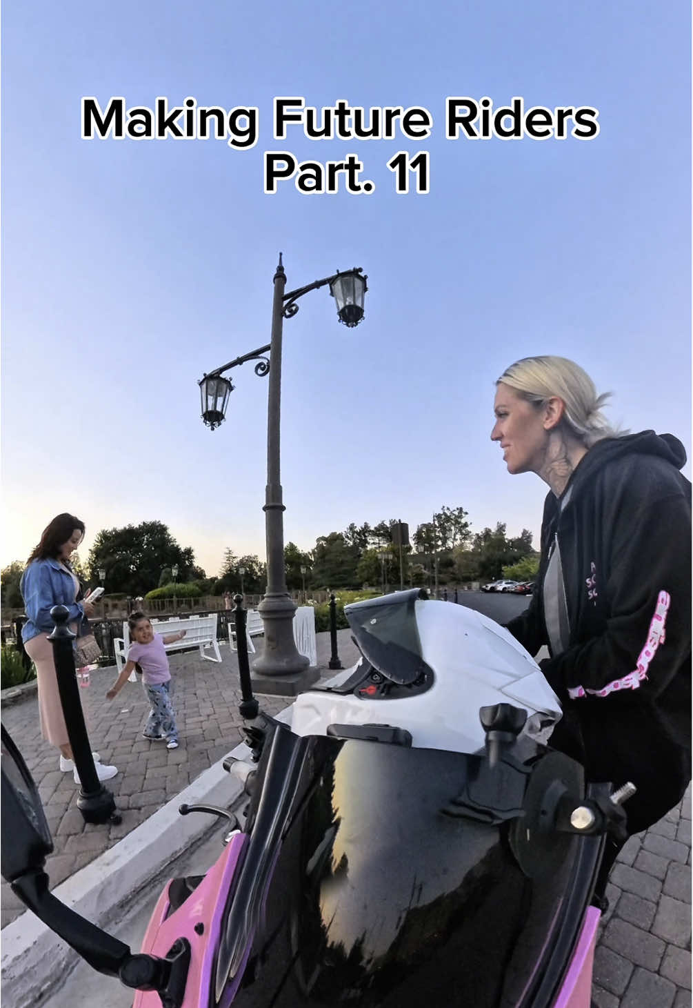 I think my favorite part about riding is being able to create memories like this for kids! I’m so blessed 🥹 🏍️ Bike: 2021 @Kawasaki USA ZX6R Helmet intercom: @cardosystems Packtalk Pro Use code RNBARBIE for a discount Camera: @insta360 official @insta360motorcycling X4 Trauma Kit: @Traumoto  Use code RNBARBIE for a discount Helmet: @Shoei Helmets USA X15 Airbag vest: @alpinestars Tech Air 5  Riding boots: @alpinestars Stella SMX 6 v2 Vented  Crash cage: @Impaktech crash cage + adjustable subframe Use code RNBARBIE for a discount  Wrap: @Tinybot Shop  Color: Space Candy Pink #girlswhoridemotorcycles#cardo#insta360#traumoto#shoei#impaktech#makingmemories 