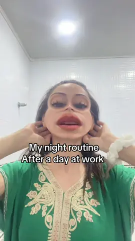 My night routine ✨🧖🏻‍♀️🫧🧼 #routine #nightroutine #SelfCare #trending #foryou #fyp 