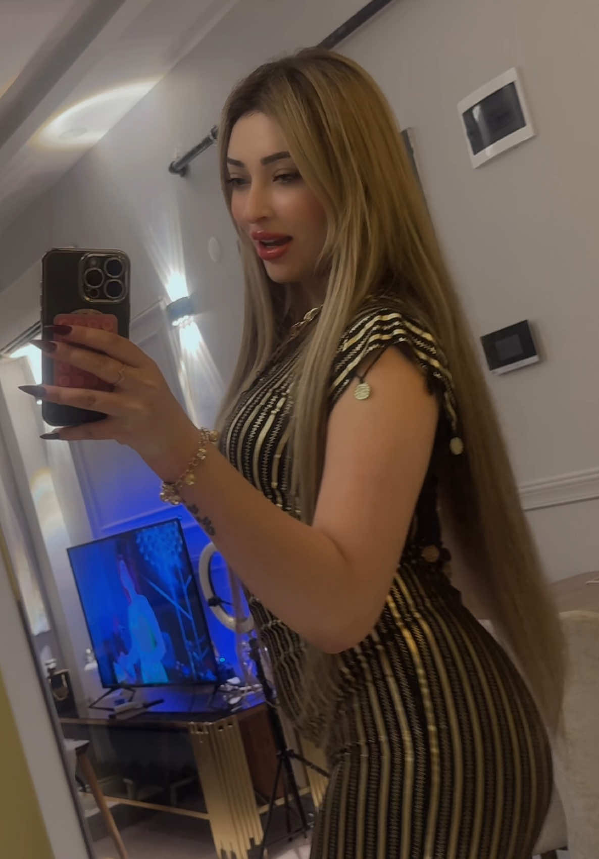 🤤🫦
