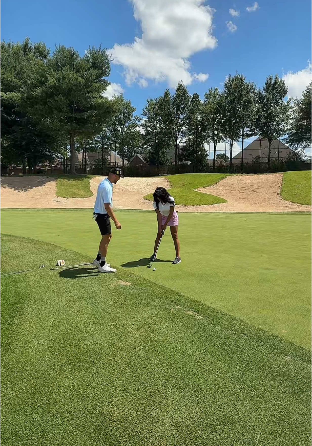 Okay so boom Im learning about golfing ⛳️🏌🏽‍♀️