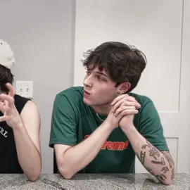 I’m still watching the Sam and Colby video  Cc and text lani  Ib voidz  #mattsturniolo #mattsturnioloedit #sturniolotriplets #sturniolotripletsedit #edits #afterrffects #rvstrnss @Matt 