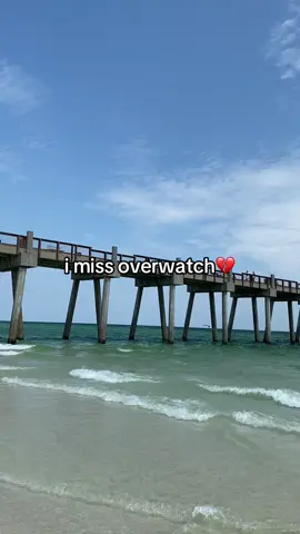 i wish widowmaker was real and she could come to the beach with me💔💔💔 #mercyow #widowow #widowmaker #florida #owtok #fyp #foryoupage #pensacola 