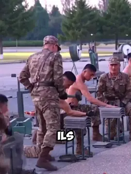 Les soldats de Kim ne sont pas humains… ce sont des armes vivantes.#KimJongUn #SoldatsSecrets #ArméeInvisible #TensionMondiale #Flashfoot4 #Pyongyang #menace 