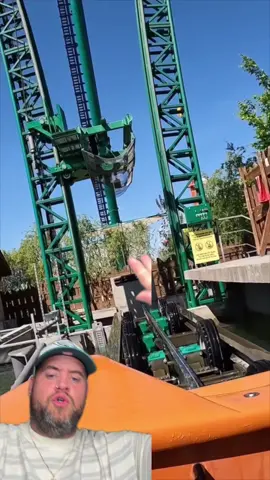 #duet RIGHT WHO MADE THIS RIDE ? SHOW YOURSELF 😂😂 - @Coaster Rest Repeat - IG - richardsalesofficial #viral #xyzbca #FYP 