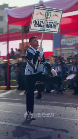 Desfile por fiestas patrias en Ate 🇵🇪 Colegio María Reiche #ate #desfile #MunicipalidadDeAte #colegios 